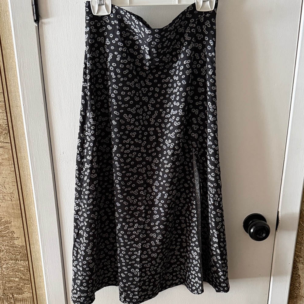 Black and White Floral Women's Skirt